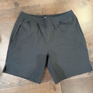 Men’s Legends shorts.